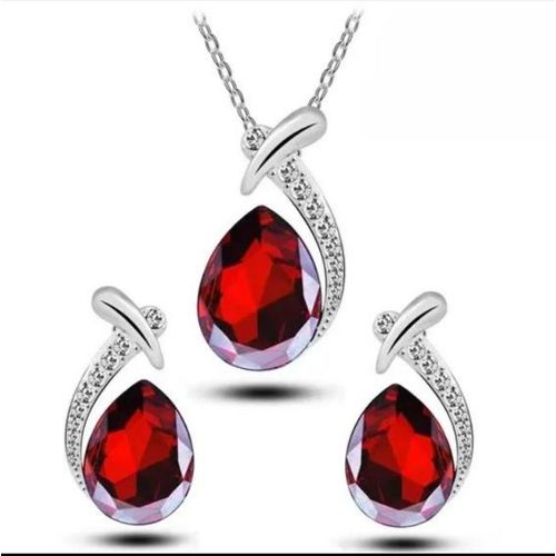 Collier et boucles d'oreilles